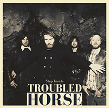 STEP INSIDE／TROUBLED HORSE