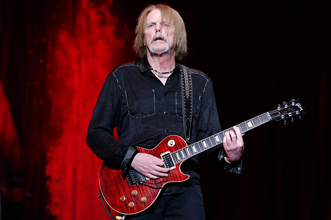 スコット・ゴーハムがブラック・スター・ライダーズの活気ある現状とフィル・ライノットとの作曲風景を回想