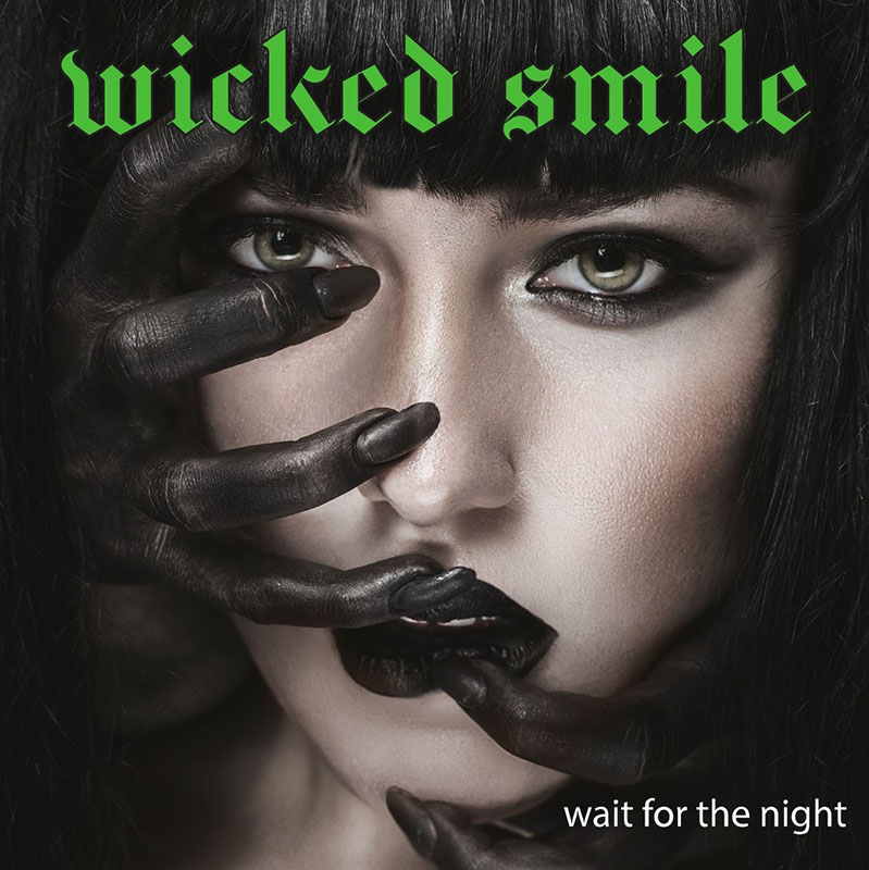 WAIT FOR THE NIGHT／ウィキッド・スマイル：オーストラリア５人組、’80〜’90年代メタルなデビュー作