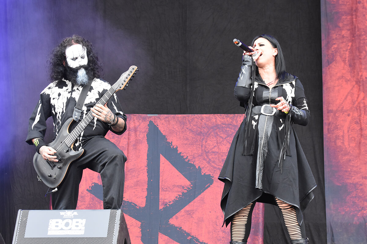 ラクーナ・コイル初の単独来日公演間近、ディエゴ・カヴァロッティが意気込みをガッツリ語る！ YOUNG GUITAR