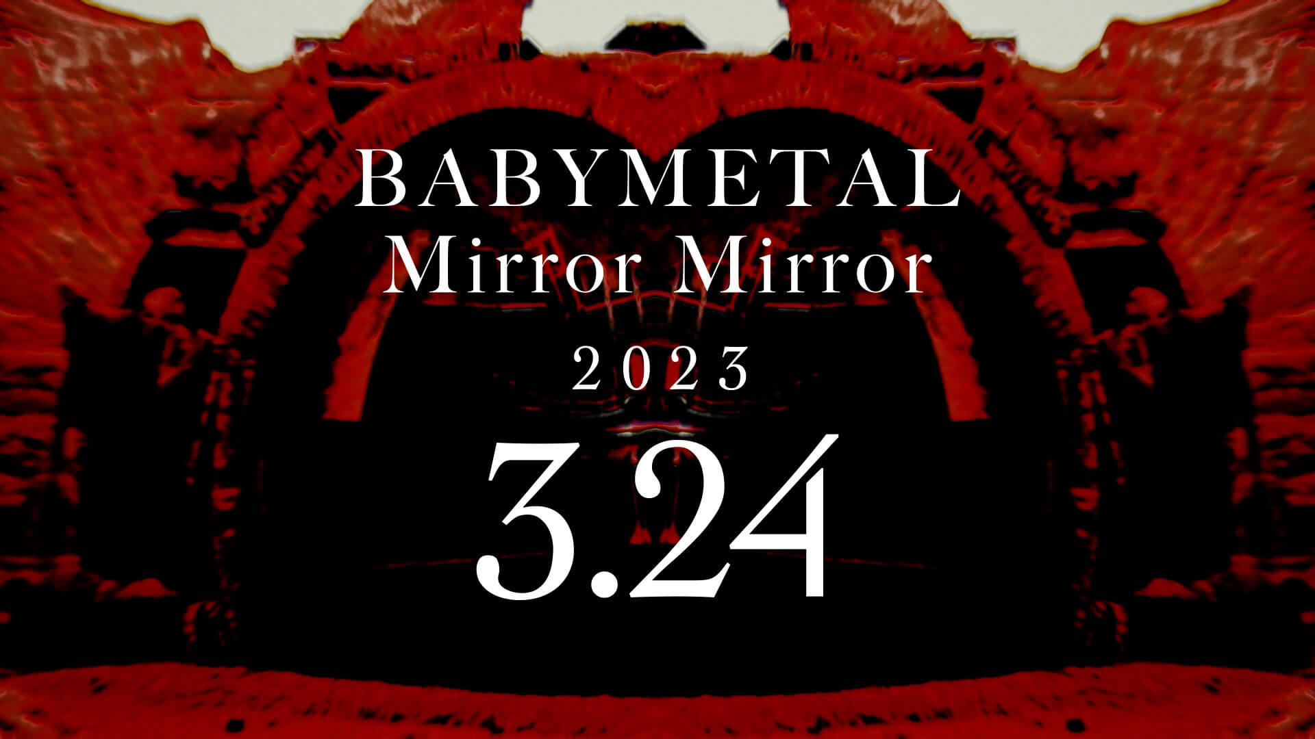 BABYMETAL「Mirror Mirror」ティーザー映像第1弾が公開 YOUNG GUITAR