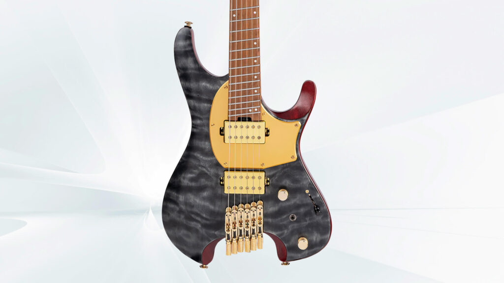 ８度傾斜フレット！　アイバニーズから若手技巧派ギタリストのヘッドレス・モデル
