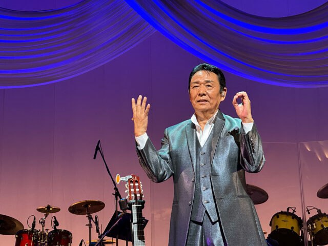 山本譲二