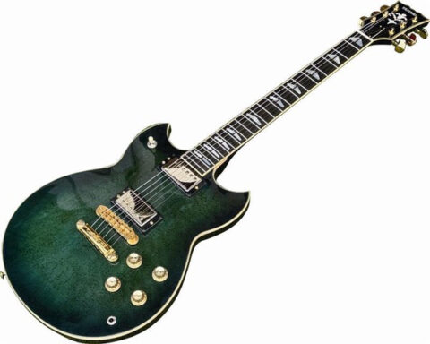 高中正義、白熱のL.A.公演とニュー・ギターを語る – YOUNG GUITAR