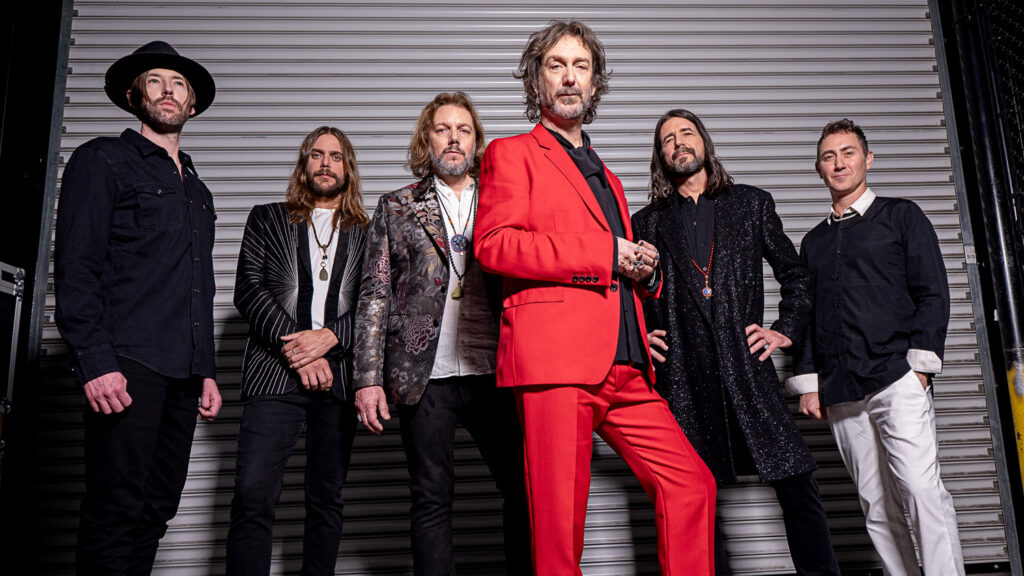 ザ・ブラック・クロウズが来日、東京2DAYS