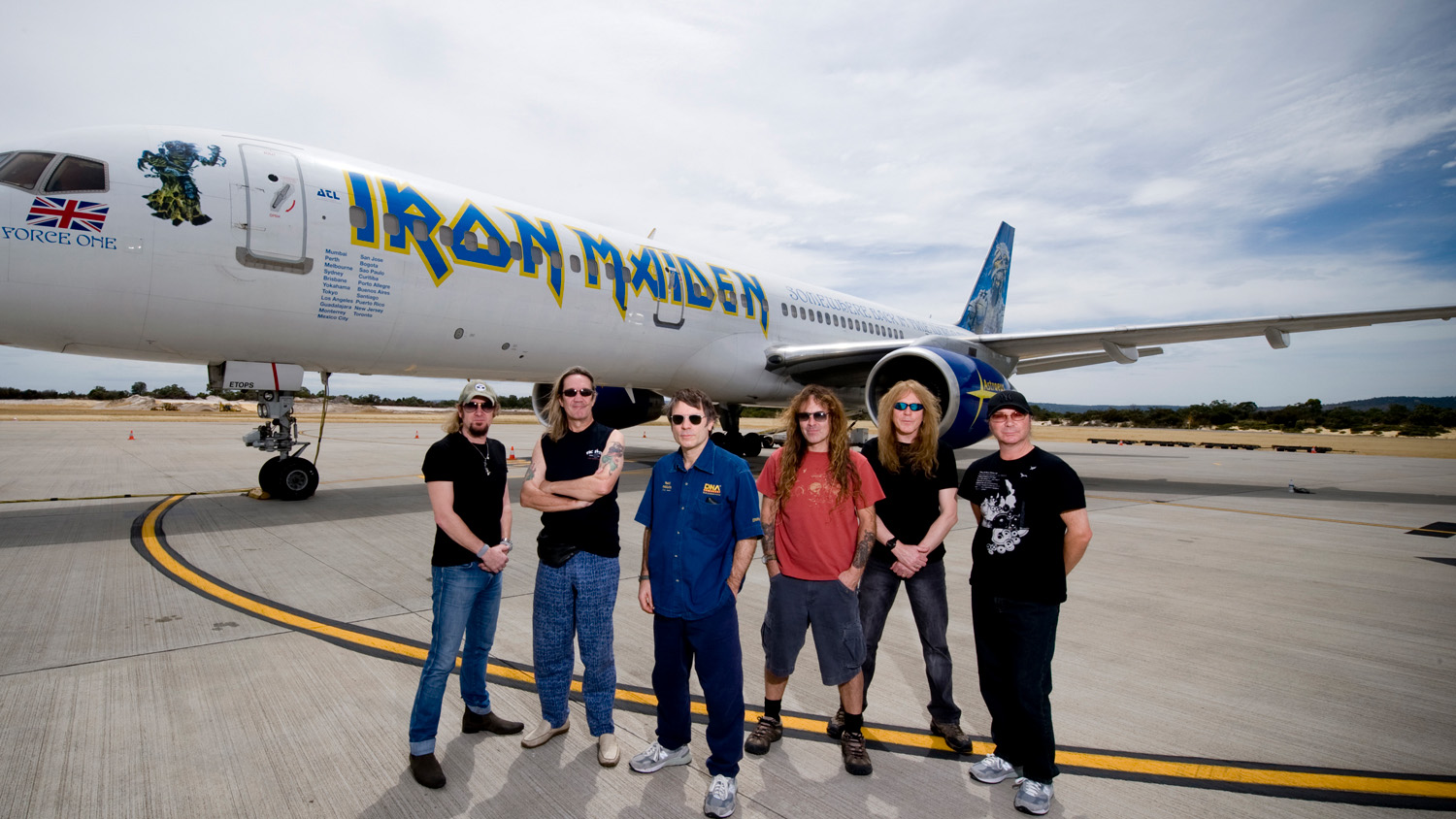 映画「アイアンメイデン フライト666 」B2ポスター 2026年1月16日公開 アイアン・メイデン 『フライト666』のフォトギャラリー画像(1/1