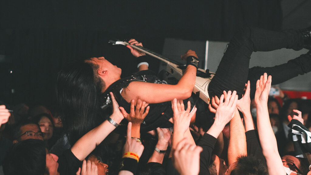 情熱と混沌こそがファントム・エクスカリバー──“METAL Makes the Future”ツアーを振り返って ──